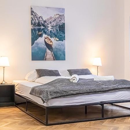 Spacious 2Br Apt -Near Wiener Stadthalle Burggassewiener Well Located Extérieur photo