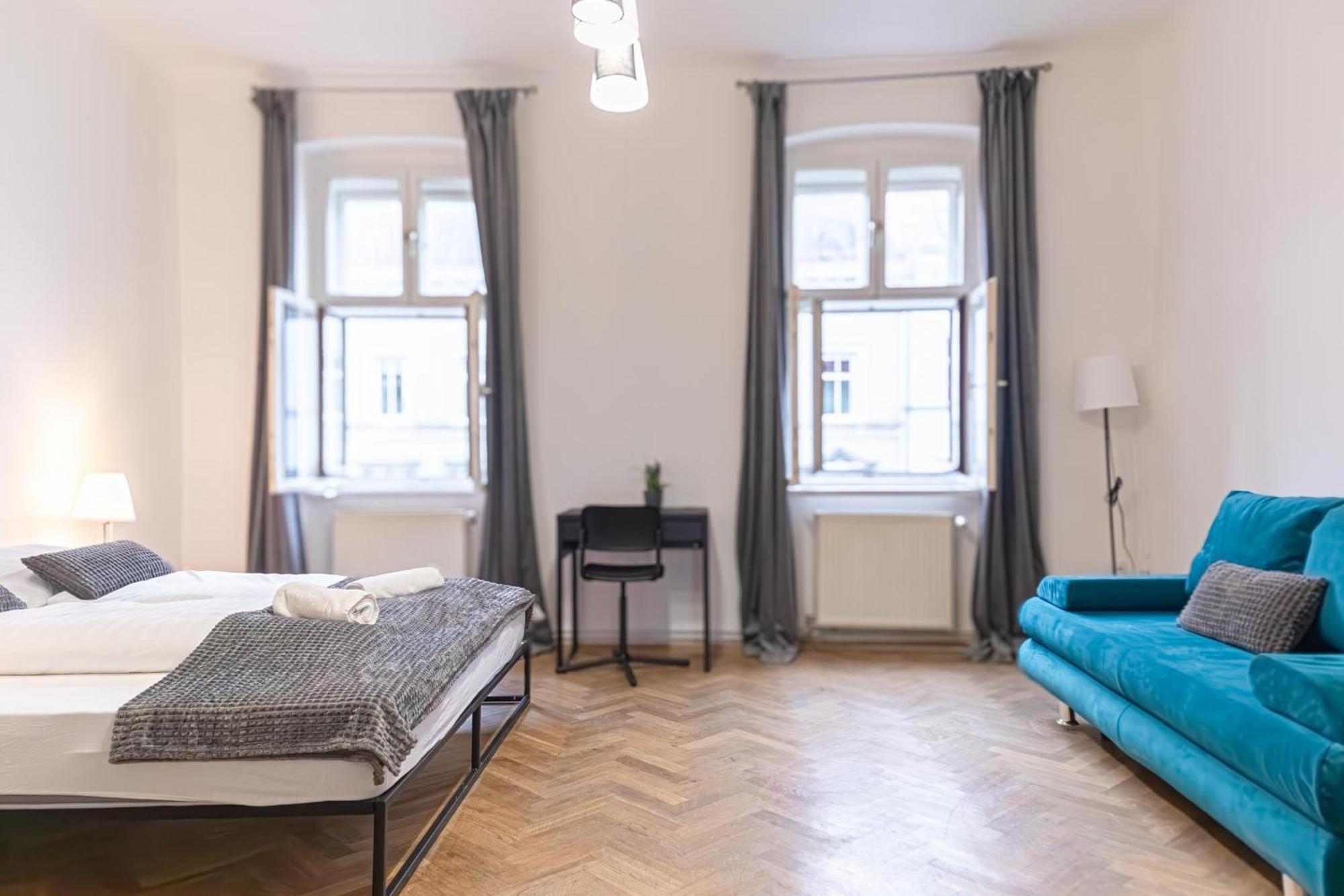 Spacious 2Br Apt -Near Wiener Stadthalle Burggassewiener Well Located Extérieur photo