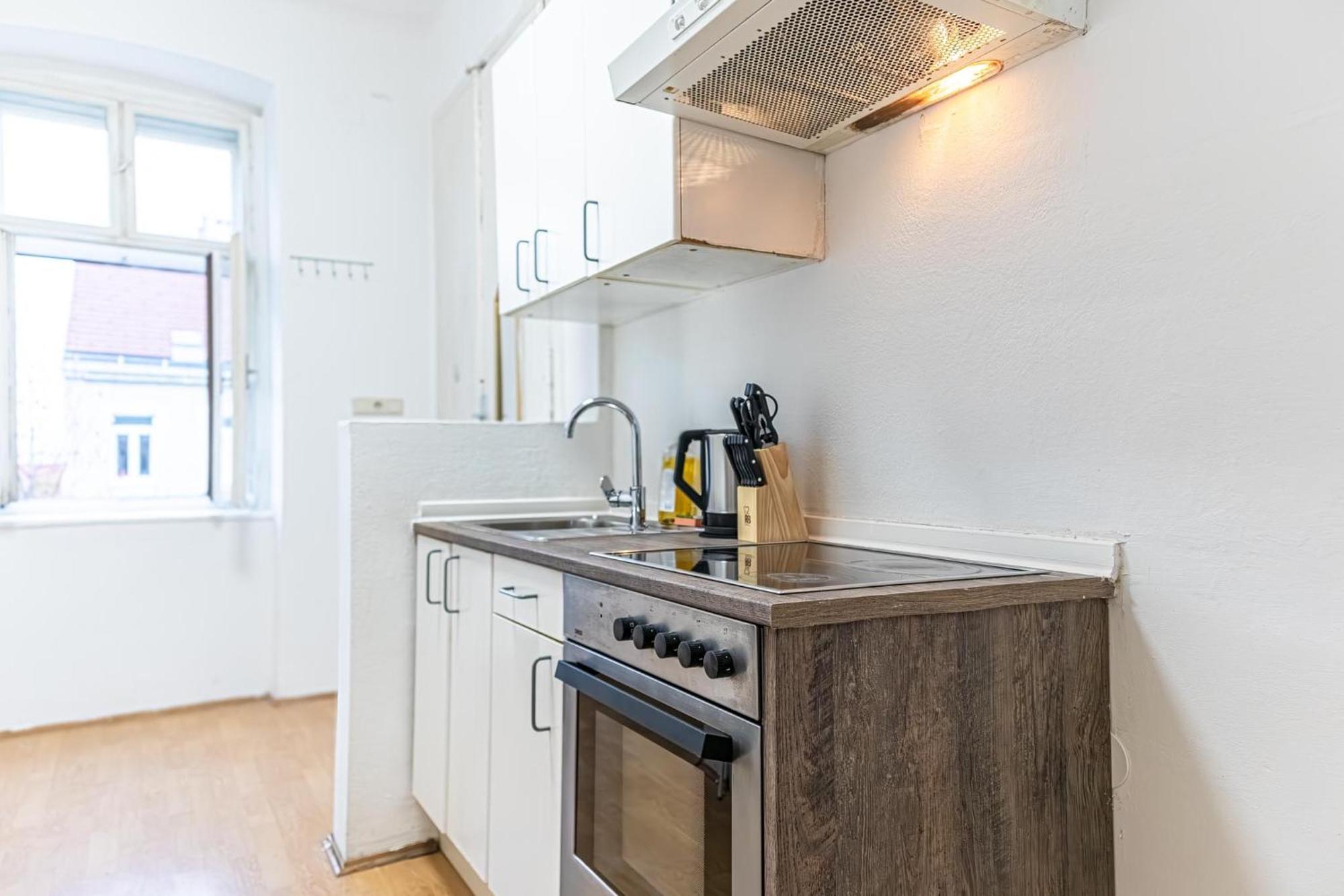 Spacious 2Br Apt -Near Wiener Stadthalle Burggassewiener Well Located Extérieur photo